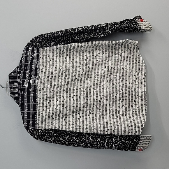 Musical Notes Button Down Shirt Flip cuffs - Picture 3 of 4